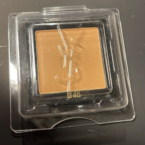 Yves Saint Laurent all hours setting powder B 45 - Picture 2 of 3